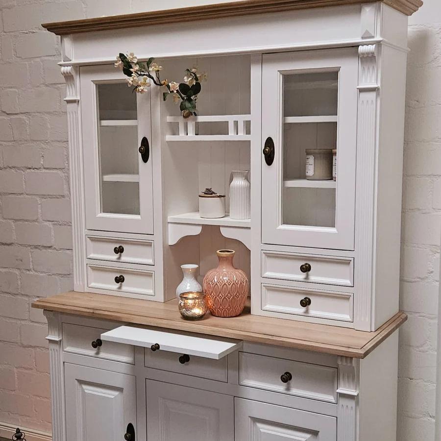 Esszimmerschränke im Landhausstil