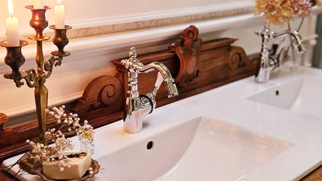 Large selection of nostalgic fittings