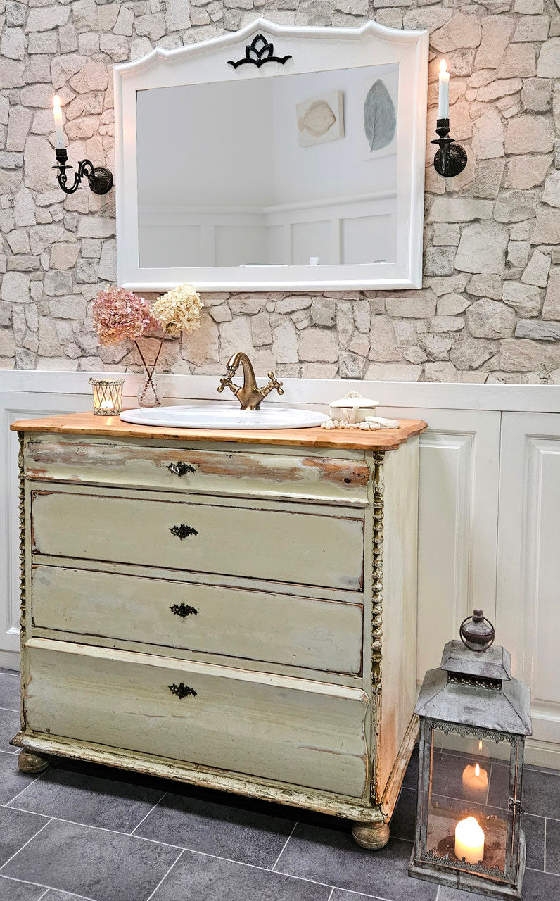 Shabby chic washbasins