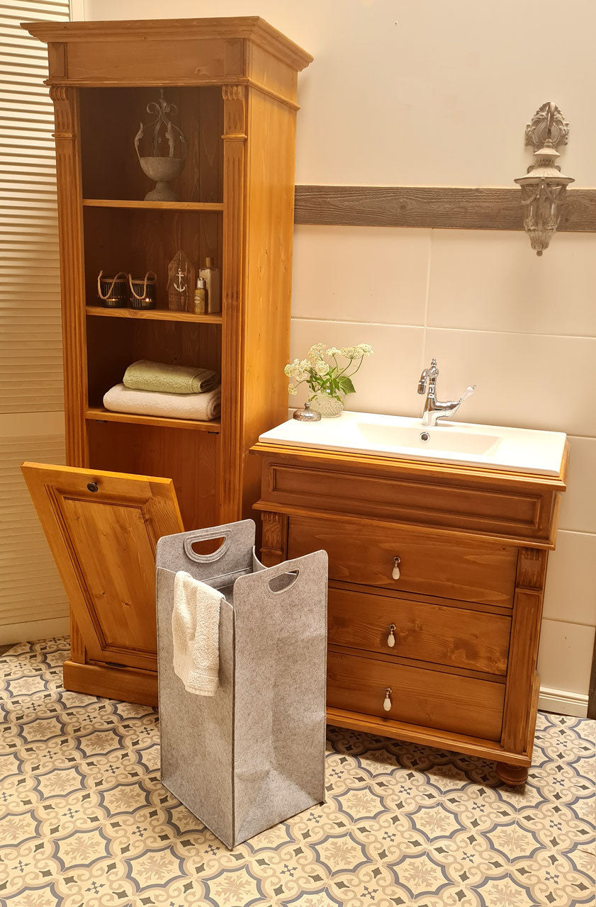 Arvid - country house laundry cupboard in Wilhelminian style