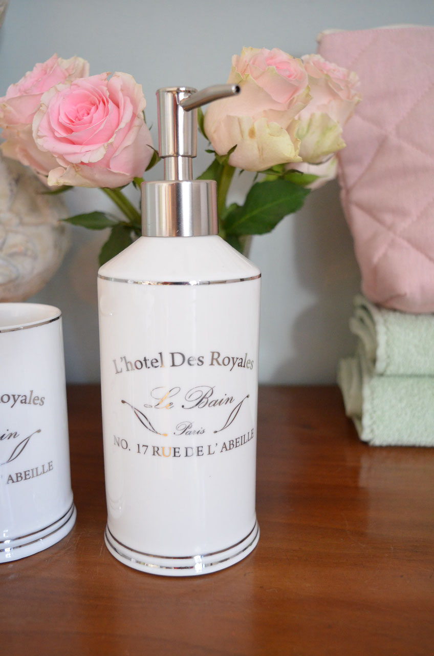 Ensemble de salle de bain "Royal