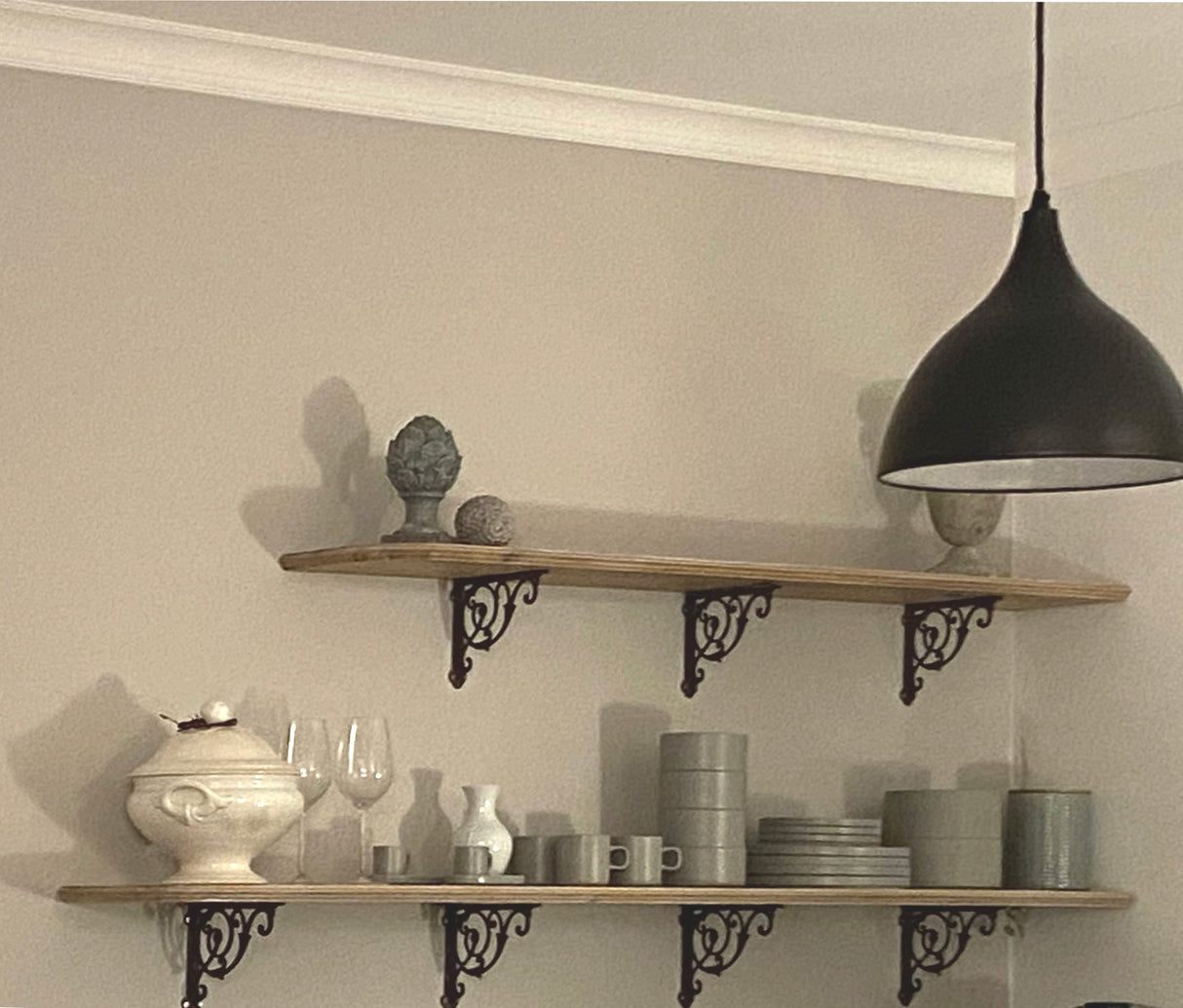 "Fina" - Individual kitchen shelves made of solid oak, country style, 120 cm