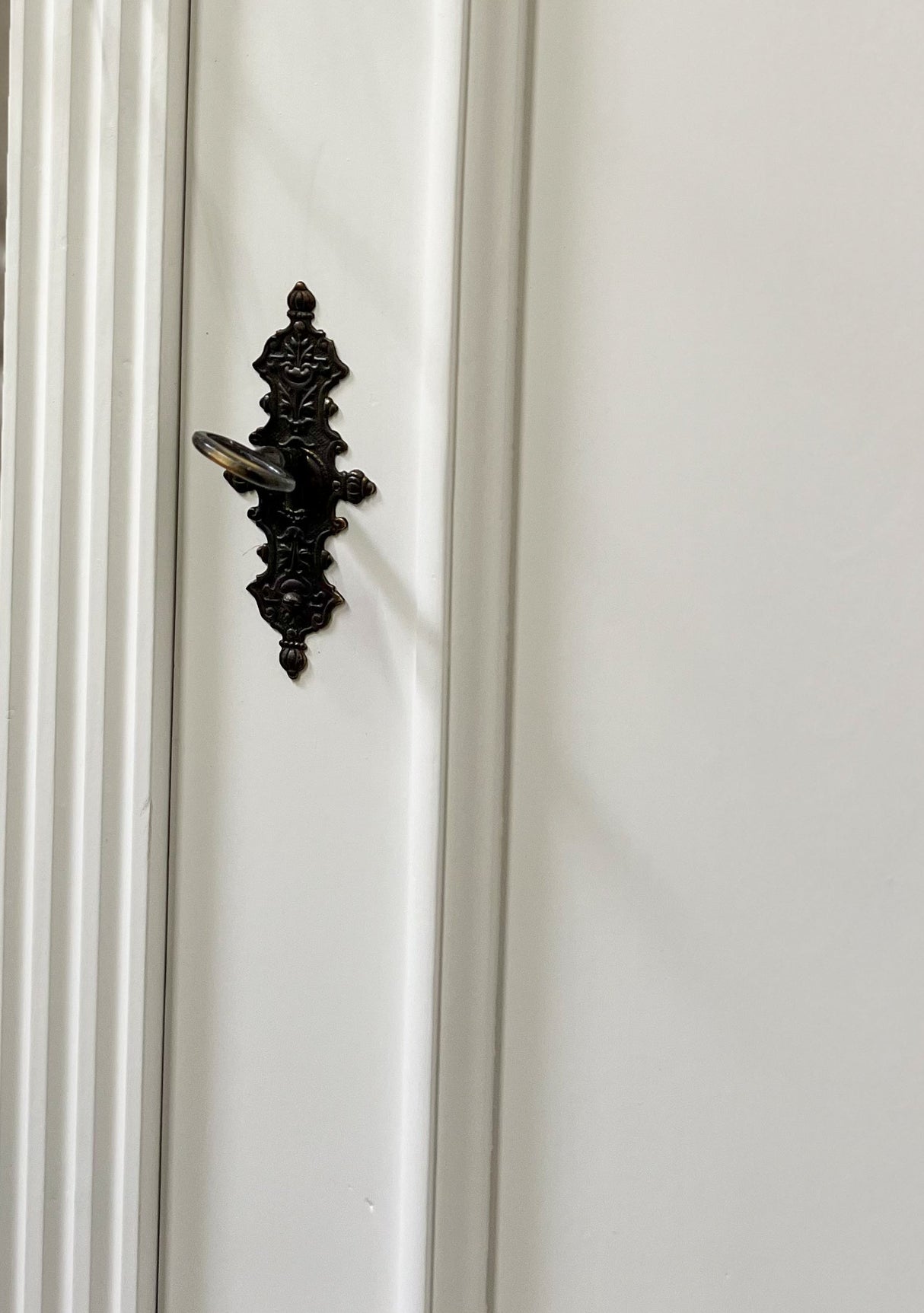 Capalée - Large solid wood bathroom cabinet in country house style