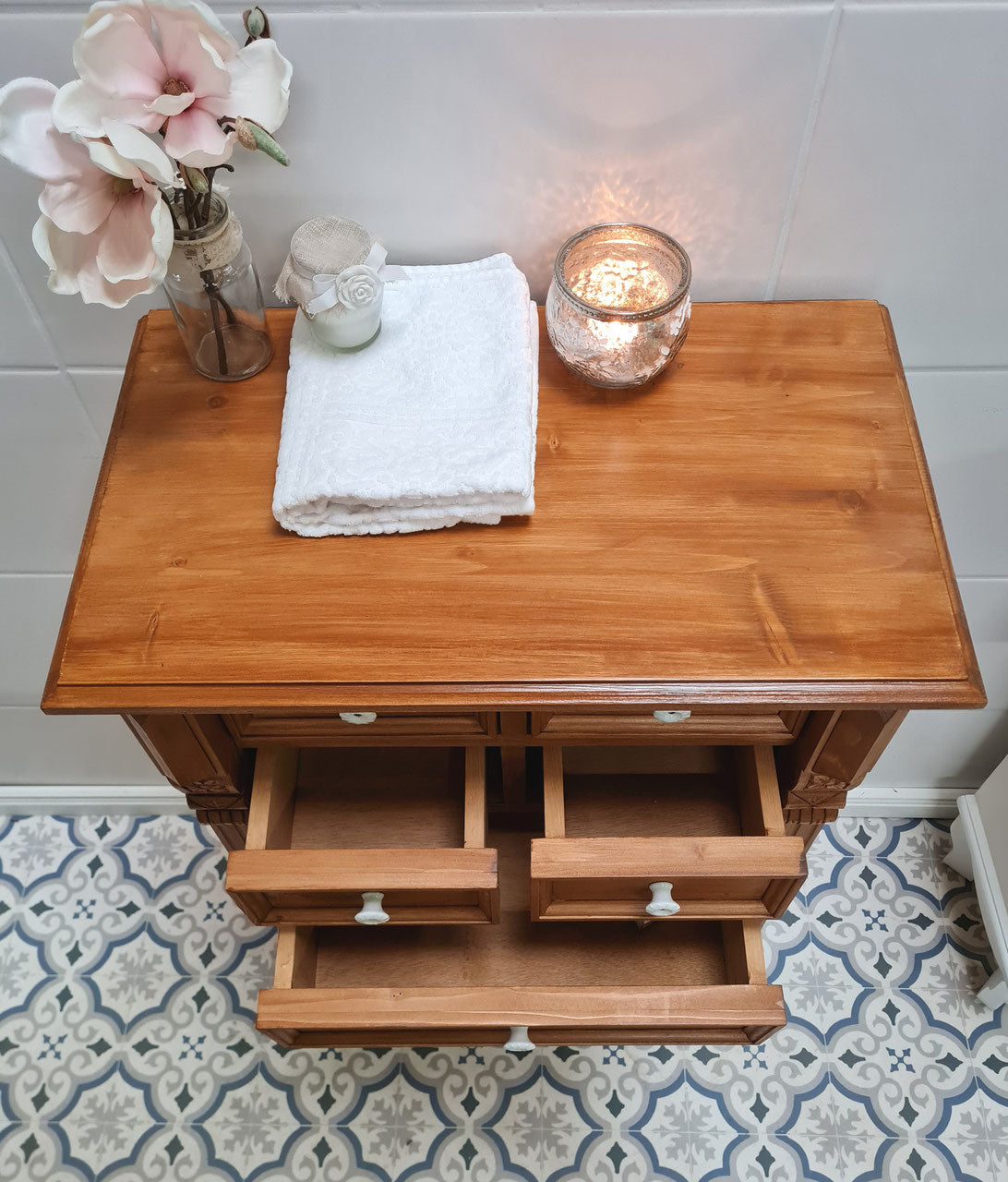 Havre - Small tall cabinet in Wilhelminian style, country house furniture in solid natural wood