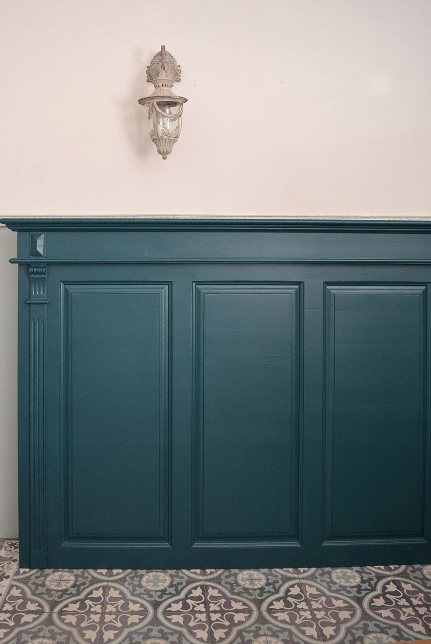 "Iral" - wall paneling, wooden panels with cassettes made of solid wood in white