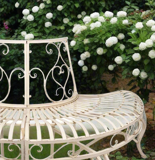 "Jasmine" - Landhaus Gartenbank Baumbank