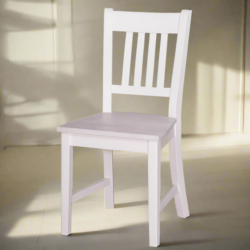 "Jasse" - Country-style chair made of solid wood