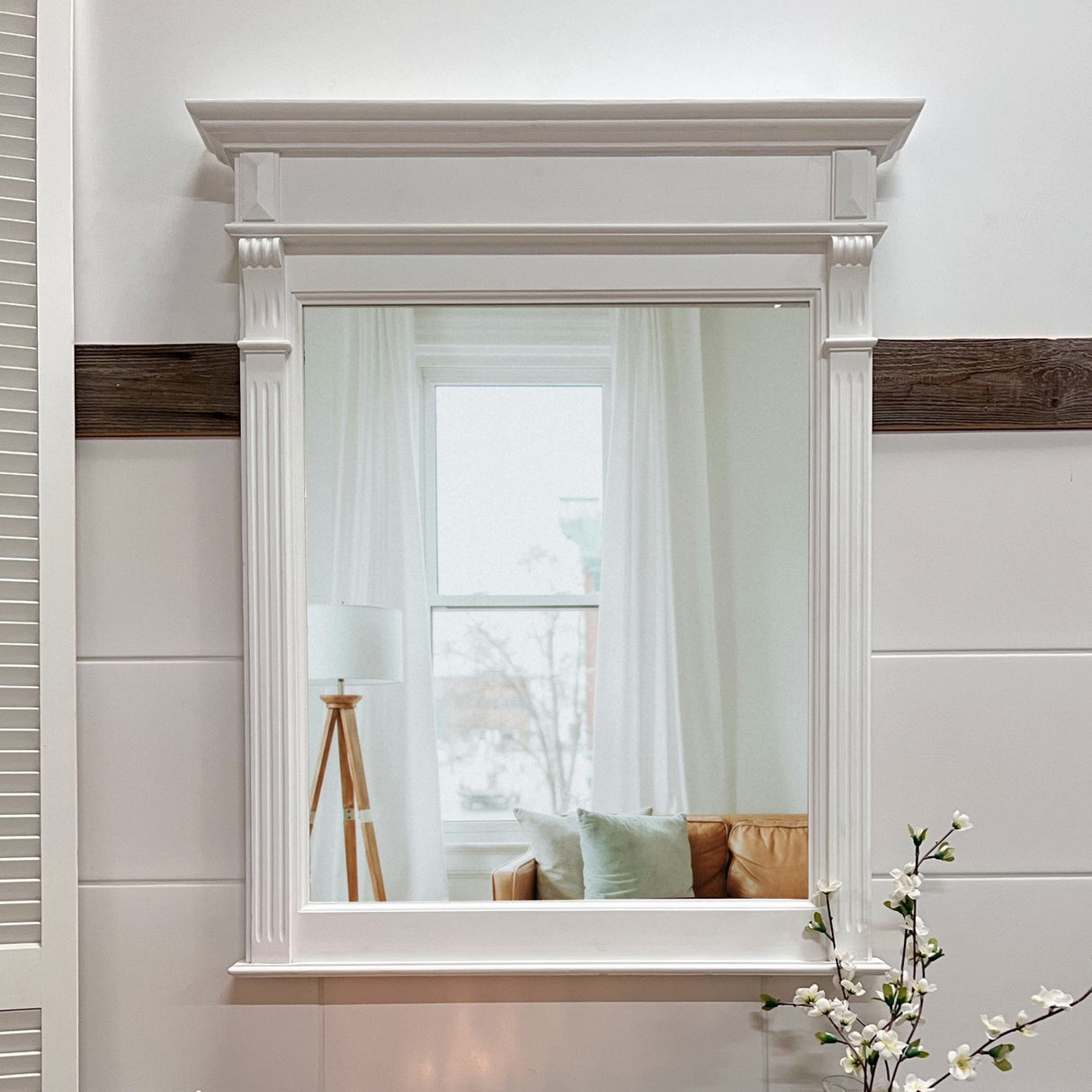 "Jul" large country-style mirror, white