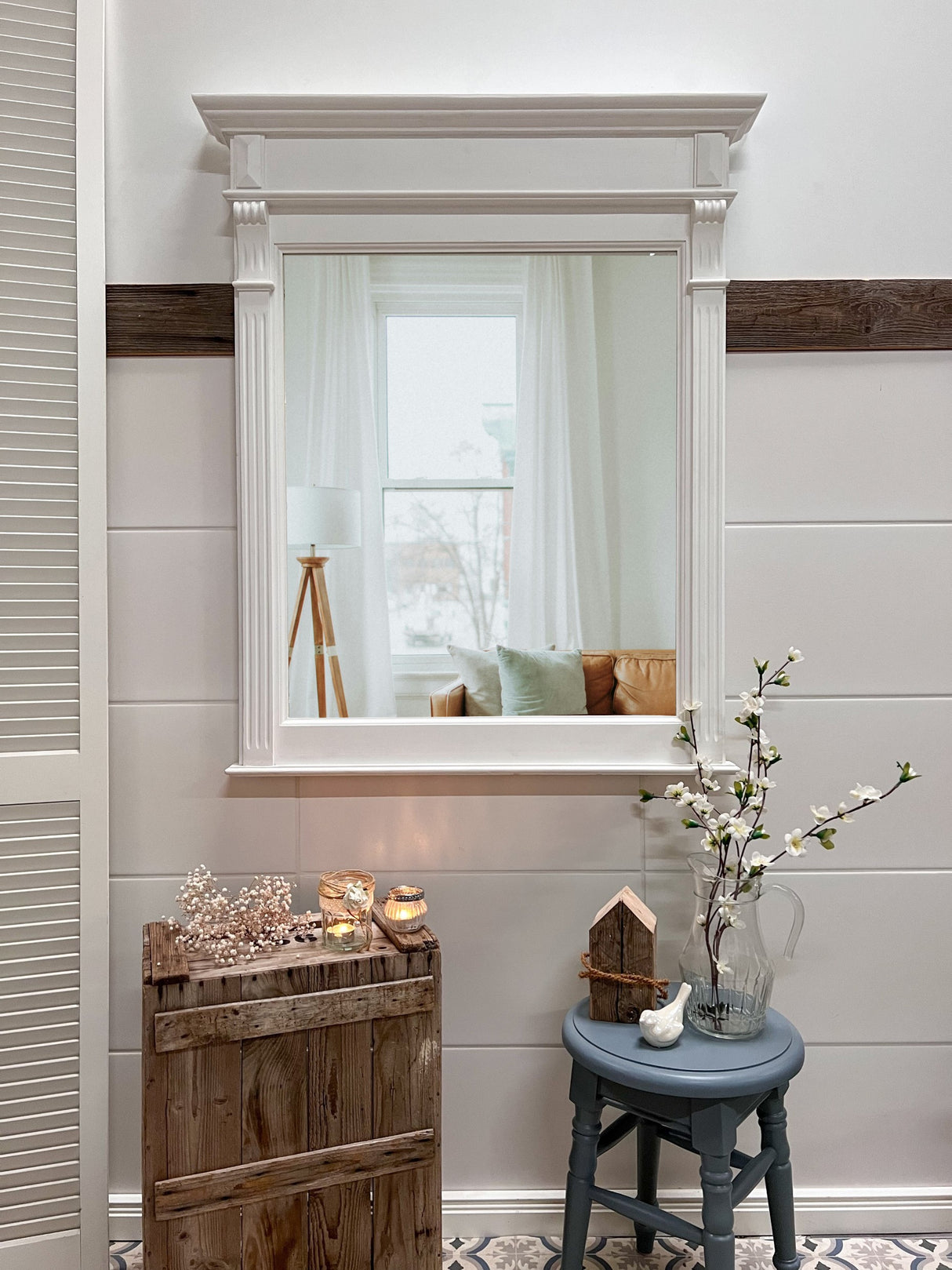 "Jul" large country-style mirror, white