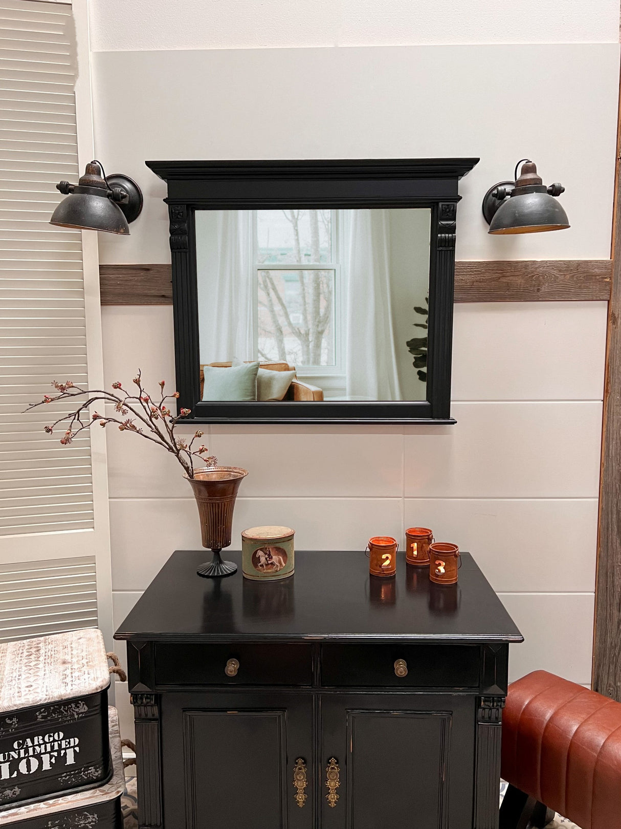 "Nerom" - Black wooden mirror in retro style