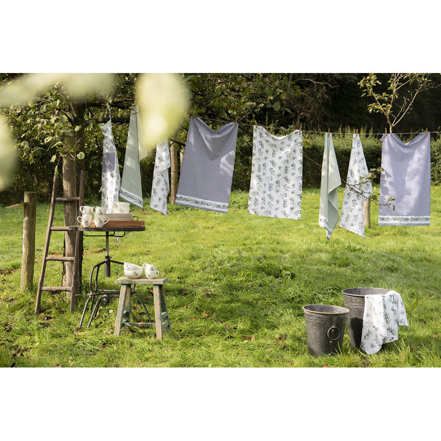 Stegli - Rustic towel ladder & decorative ladder in country house style
