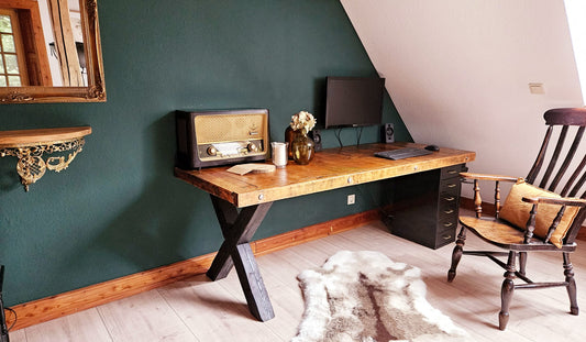 DIY Schreibtisch mit alten Schubladenschrank zum nachbauen - rustikaler Style