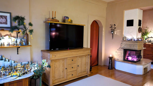 Ein TV-Möbel mit Wow-Effekt: Die TV-Lift-Kommode "Loui"