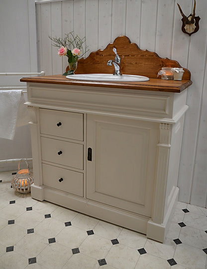 "Abbée" country house washbasin in cream with top