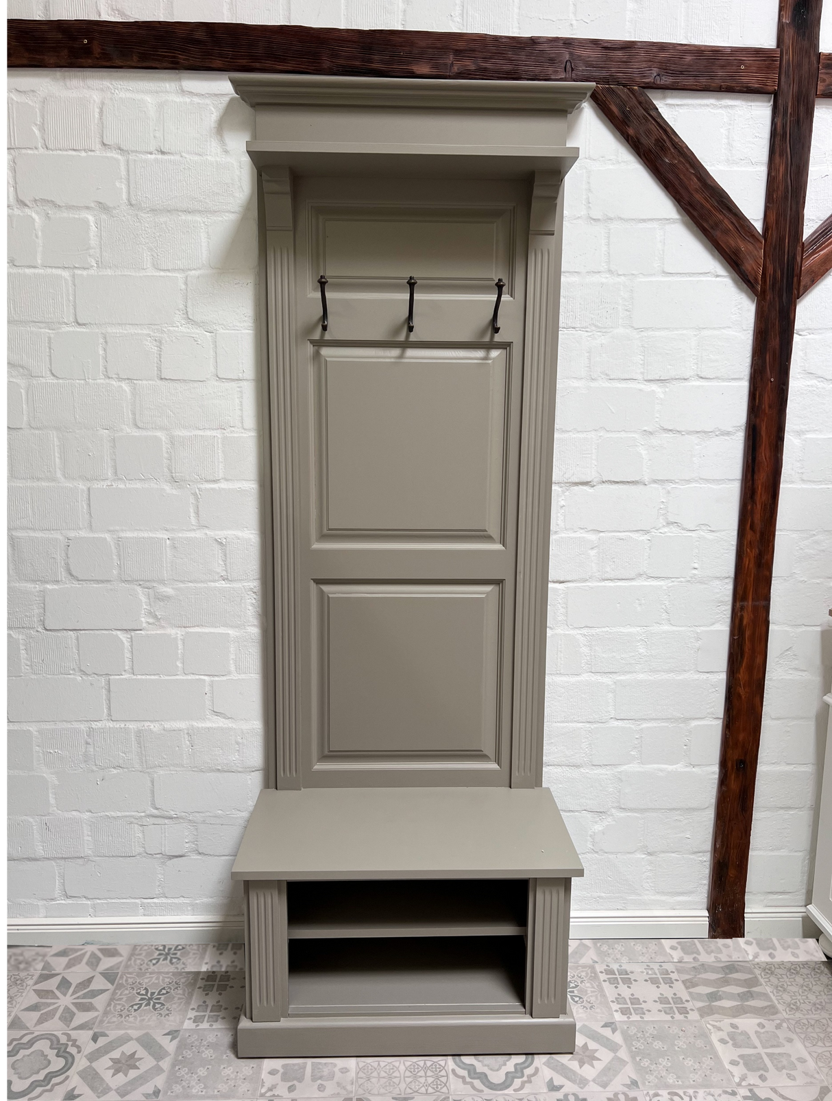 "Albi" - Garderobe im Landhausstil