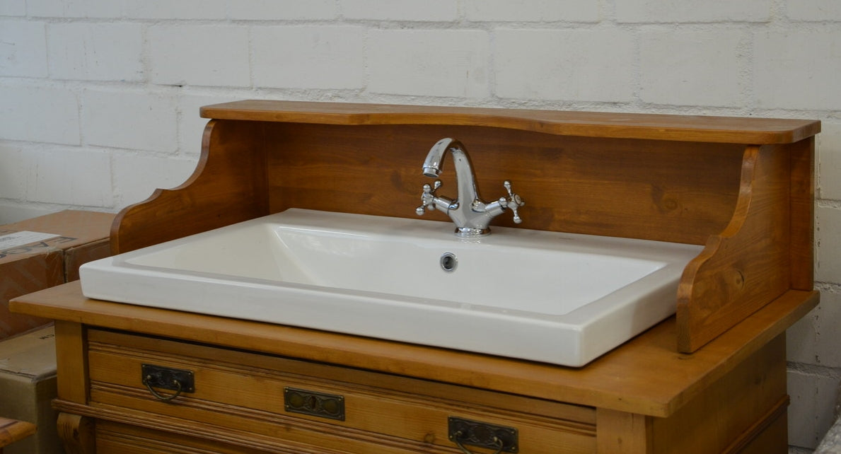 Top with shelf for washbasin