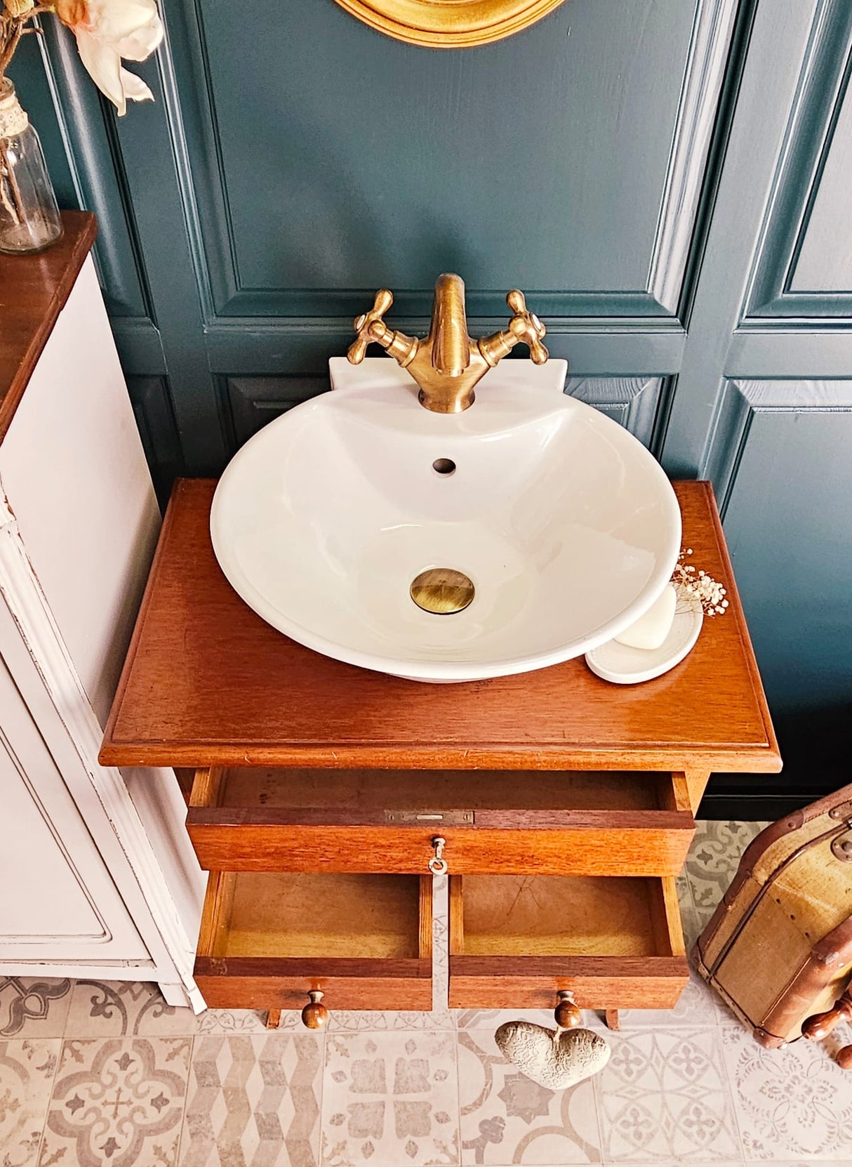 "Bretagne" Nostalgischer Landhaus Waschtisch 64,5 cm