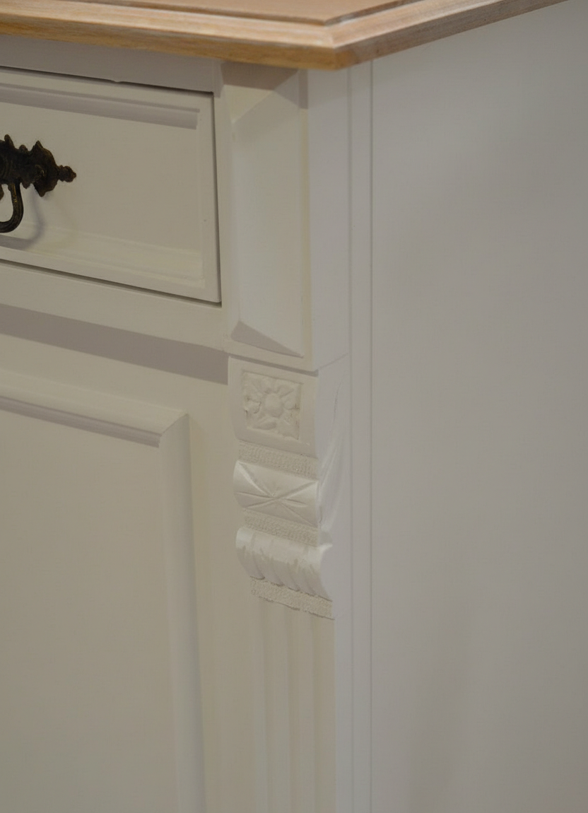 "Kommode Camille" - weiße Massivholz-Kommode mit Eichenplatte weiß gewischt 80cm / 90cm