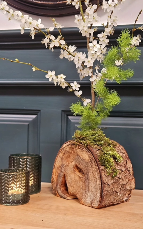DIY - Blumenvase aus Baumstamm