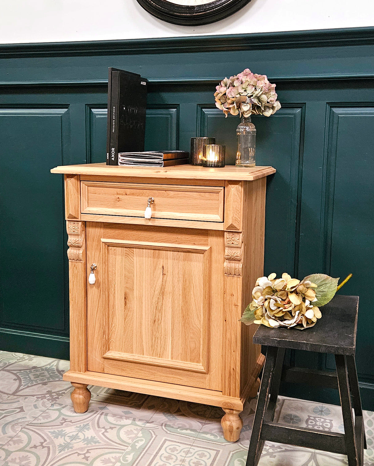 "Eystrup" -Commode de campagne en chêne massif Scandinave