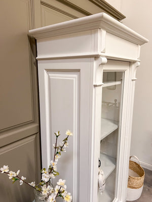 Faro - Eleganter, weißer Badezimmer-Schrank im Landhaus-Stil