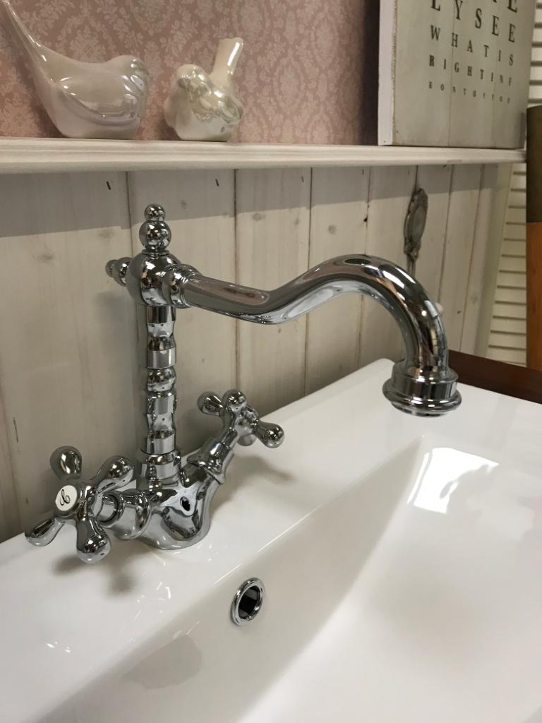 Havel chrom - Kreuzgriff-Armatur im Landhausstil inkl. Ablaufventil