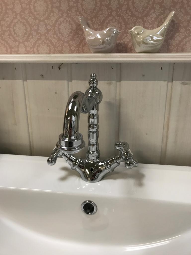 Havel chrom - Kreuzgriff-Armatur im Landhausstil inkl. Ablaufventil