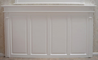 "Iral" - Wall paneling, wooden panels with solid wood cassettes in white