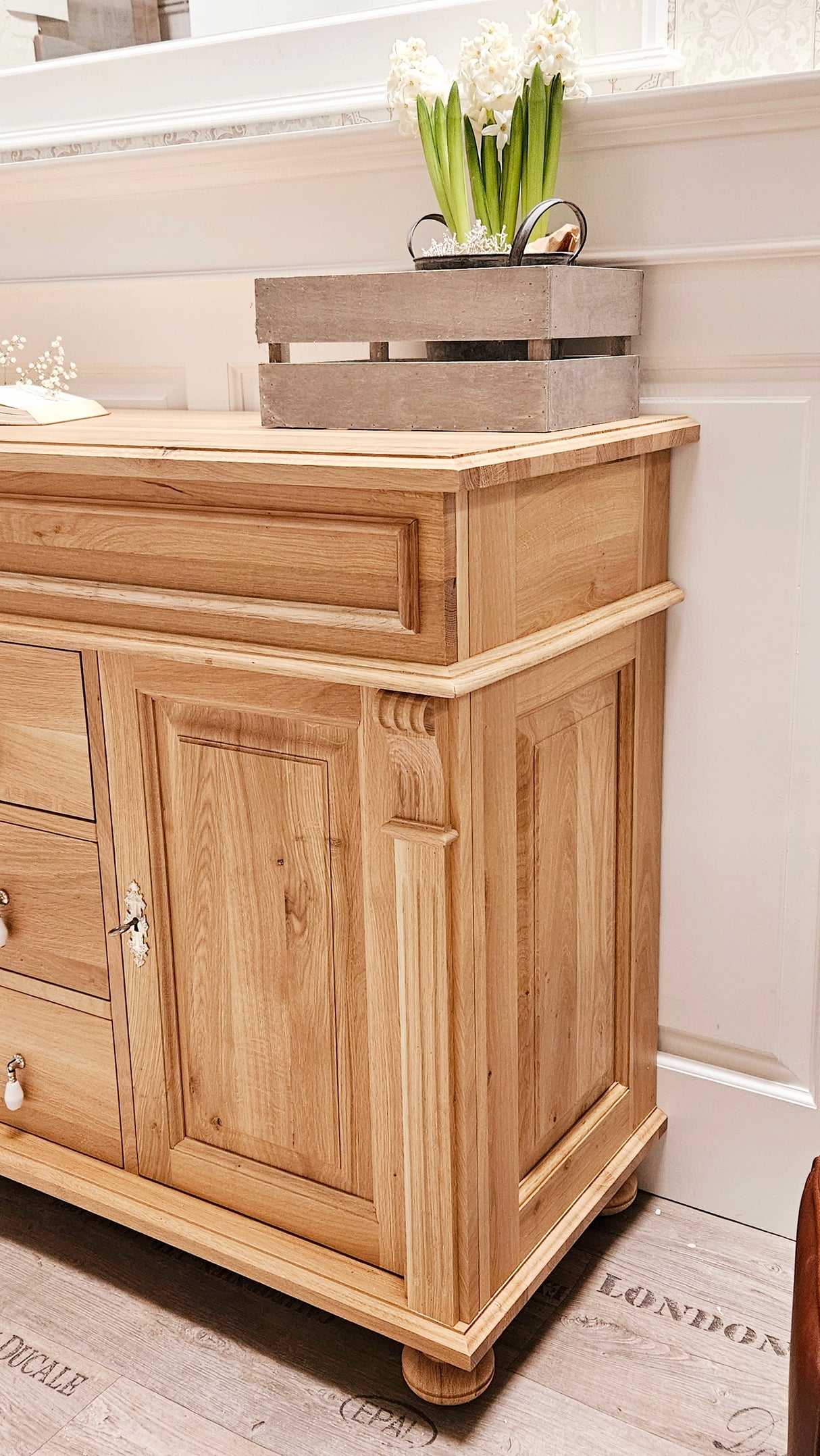 "Kjer" Commode de campagne en chêne massif Scandinave