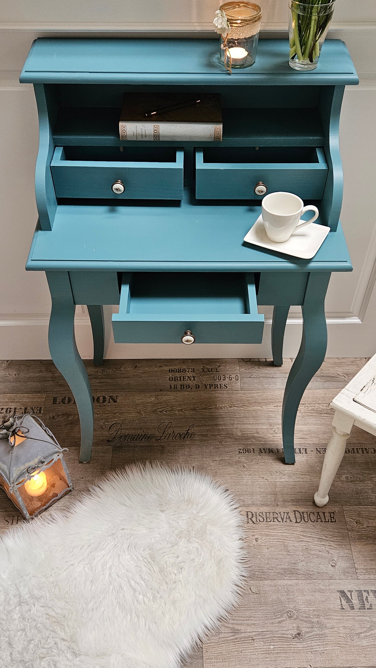 "Svejol" - Country house secretary, solid wood pastel turquoise lacquered