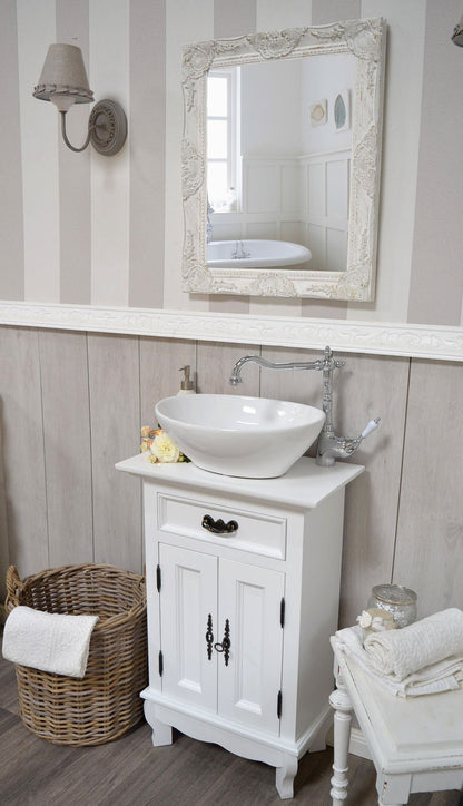 "Loutrice" small, white country house washbasin in a romantic style