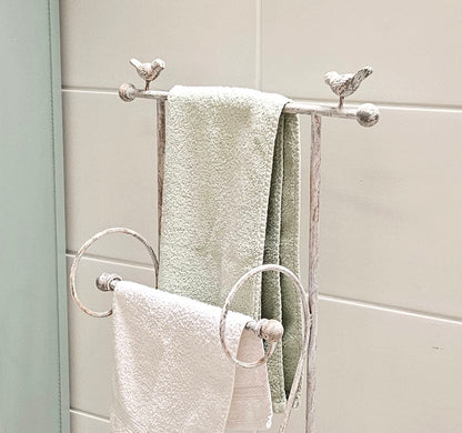Marieau - Romantic towel rail in shabby chic style