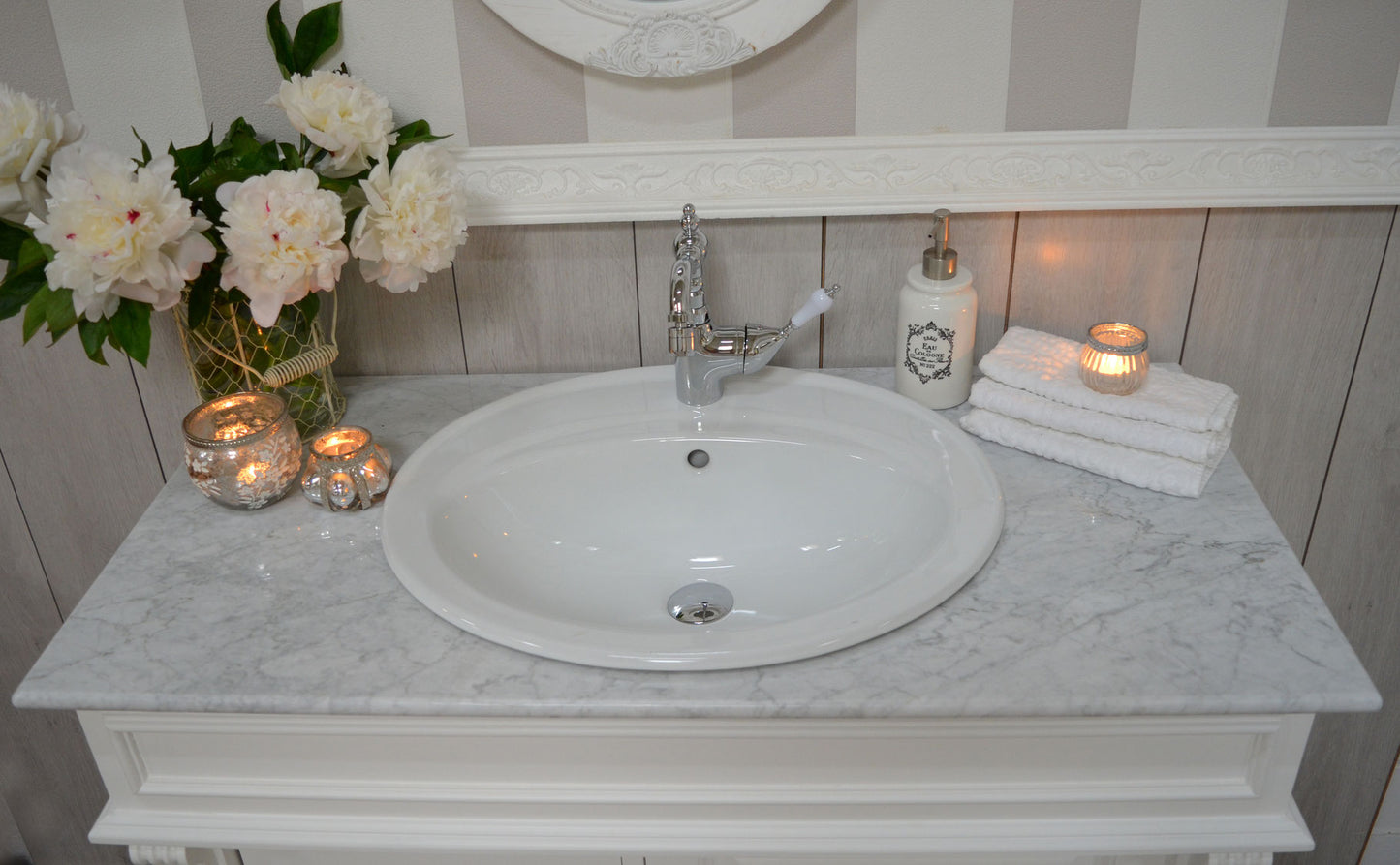 "Marseillon" - lavabo classique en marbre de style campagnard