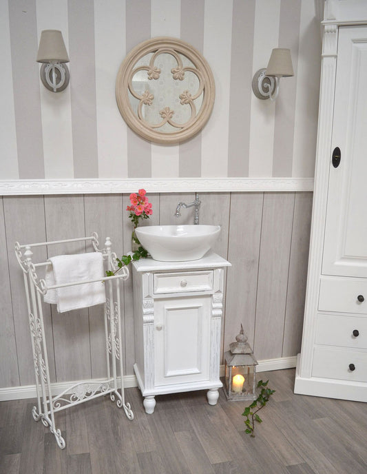 "Meije" small country house washbasin in a shabby chic look