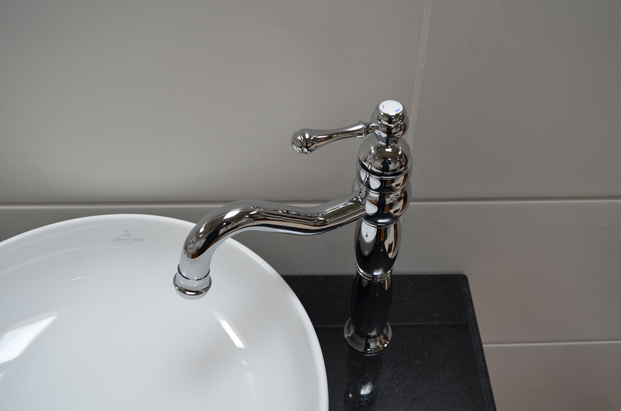 Meral chrome - Single lever mixer tap in country house style
