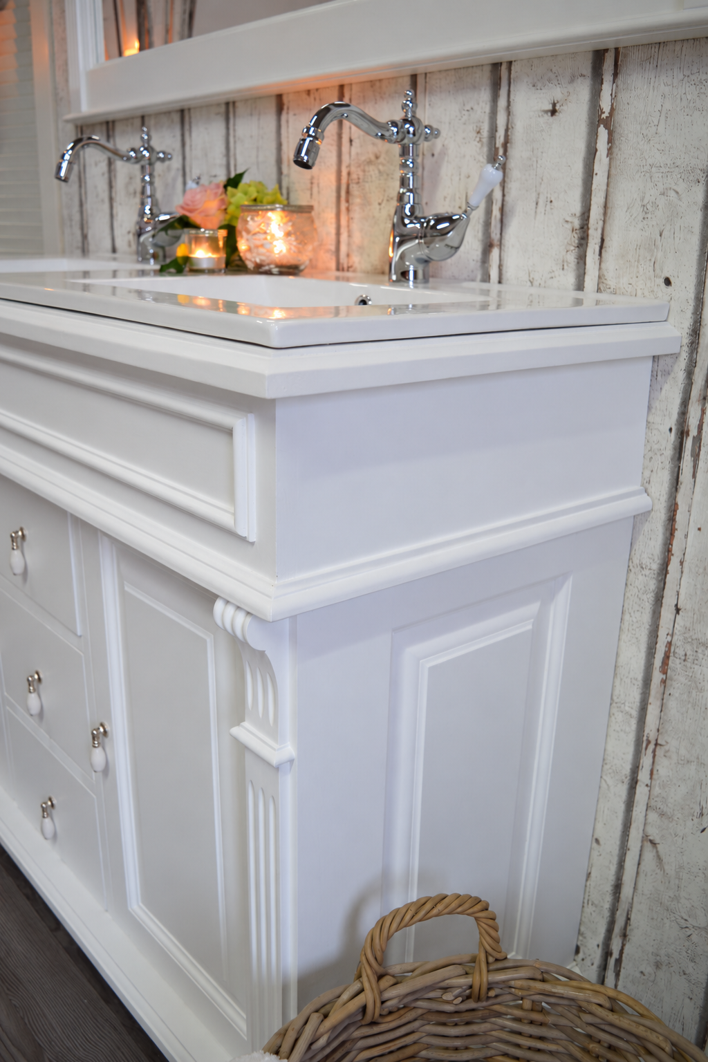 "Mirabeaux" - Waschbeckenunterschrank mit Keramikbecken - Eleganter Landhaus Doppelwaschtisch 125 cm