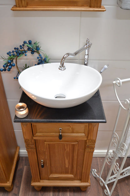 "Mont" - small country house washbasin with granite stone top