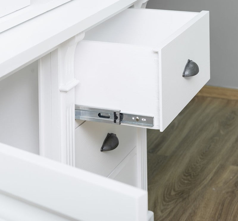 "Soissons" - Elegant country house dining room cabinet in the Wilhelminian style