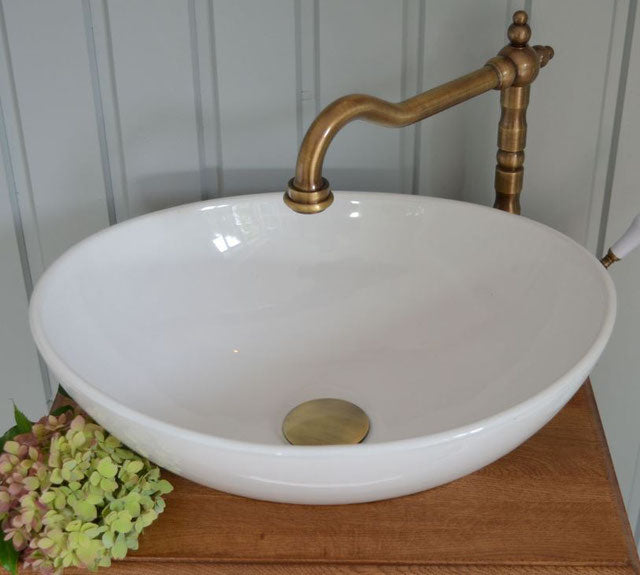 Ovales Aufsatzwaschbecken ohne Überlauf