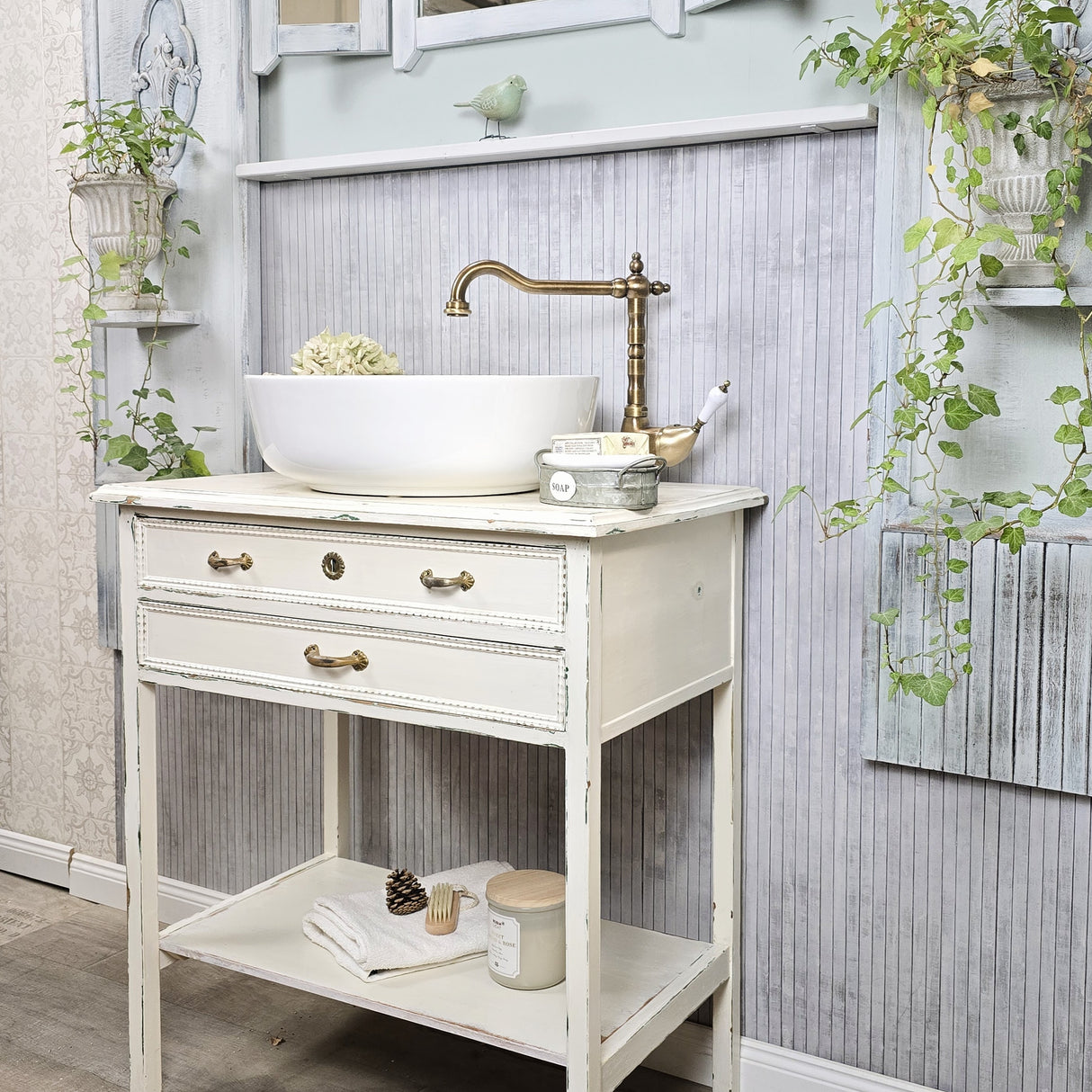 "Pilvi"- Antiker Landhaus Waschtisch 70 cm