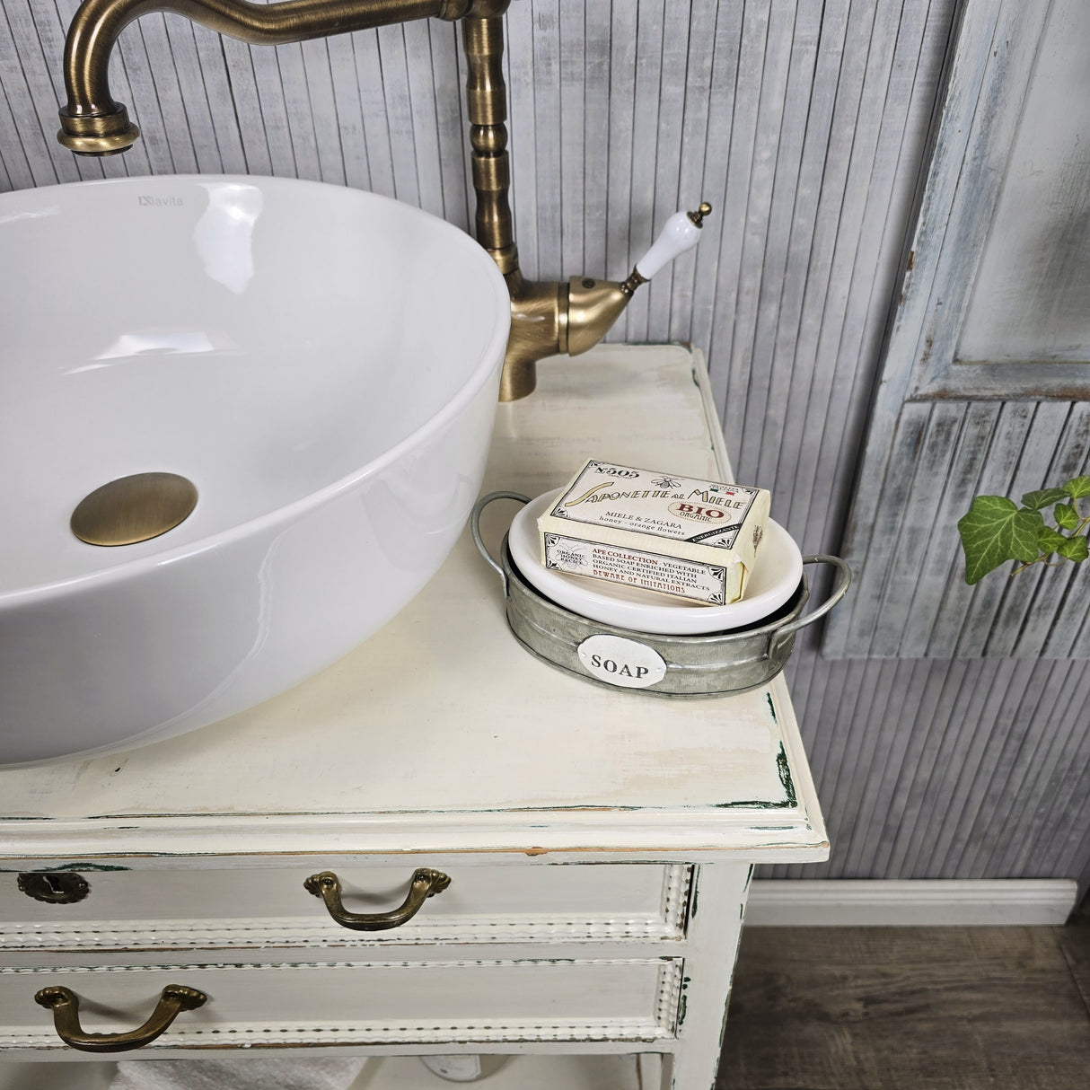 "Pilvi"- Antiker Landhaus Waschtisch 70 cm