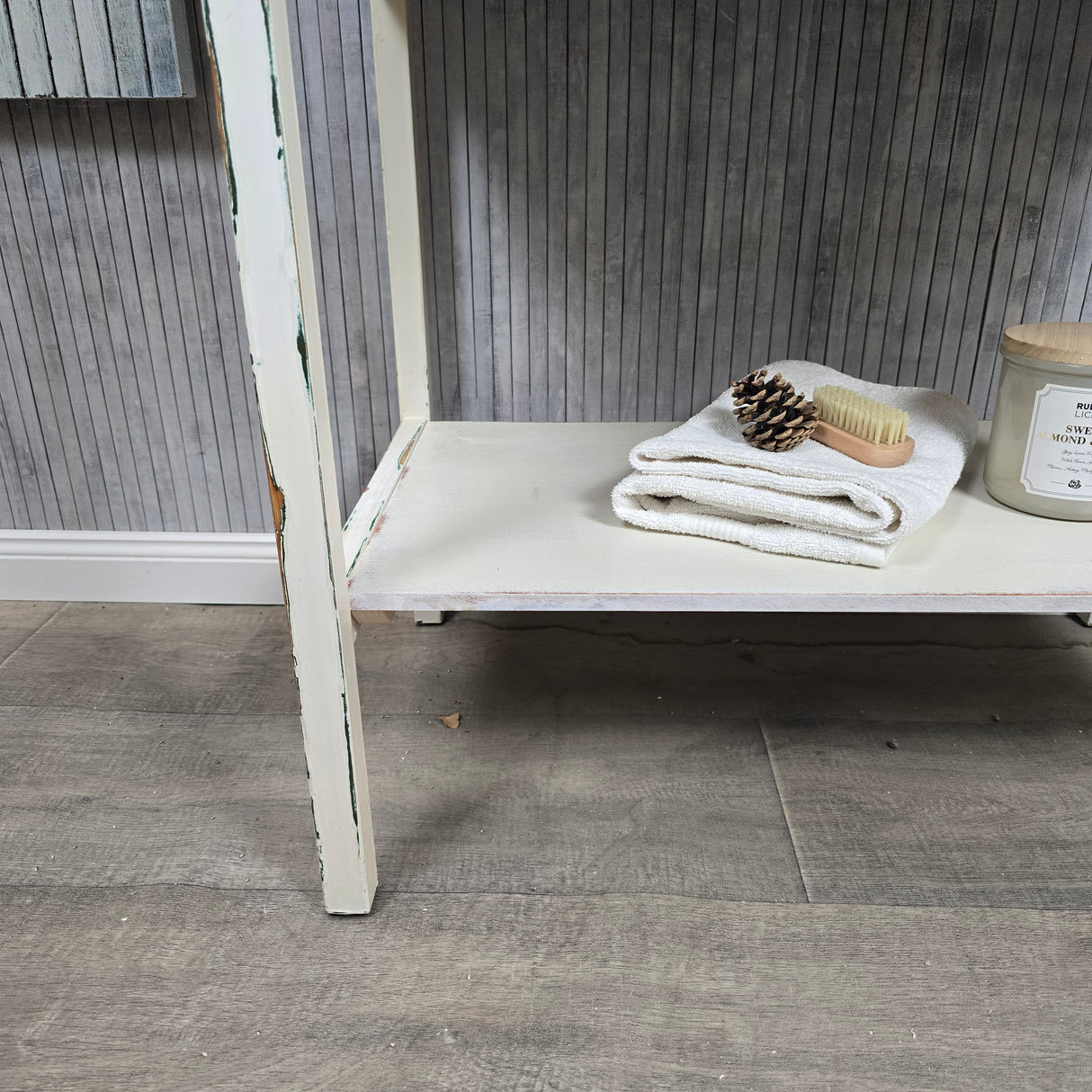 "Pilvi"- Antiker Landhaus Waschtisch 70 cm