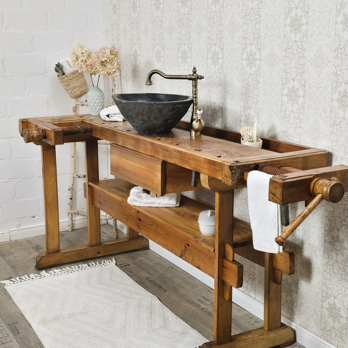 "Snorre" - Antiker Waschtisch aus massiver Werkbank 188 cm