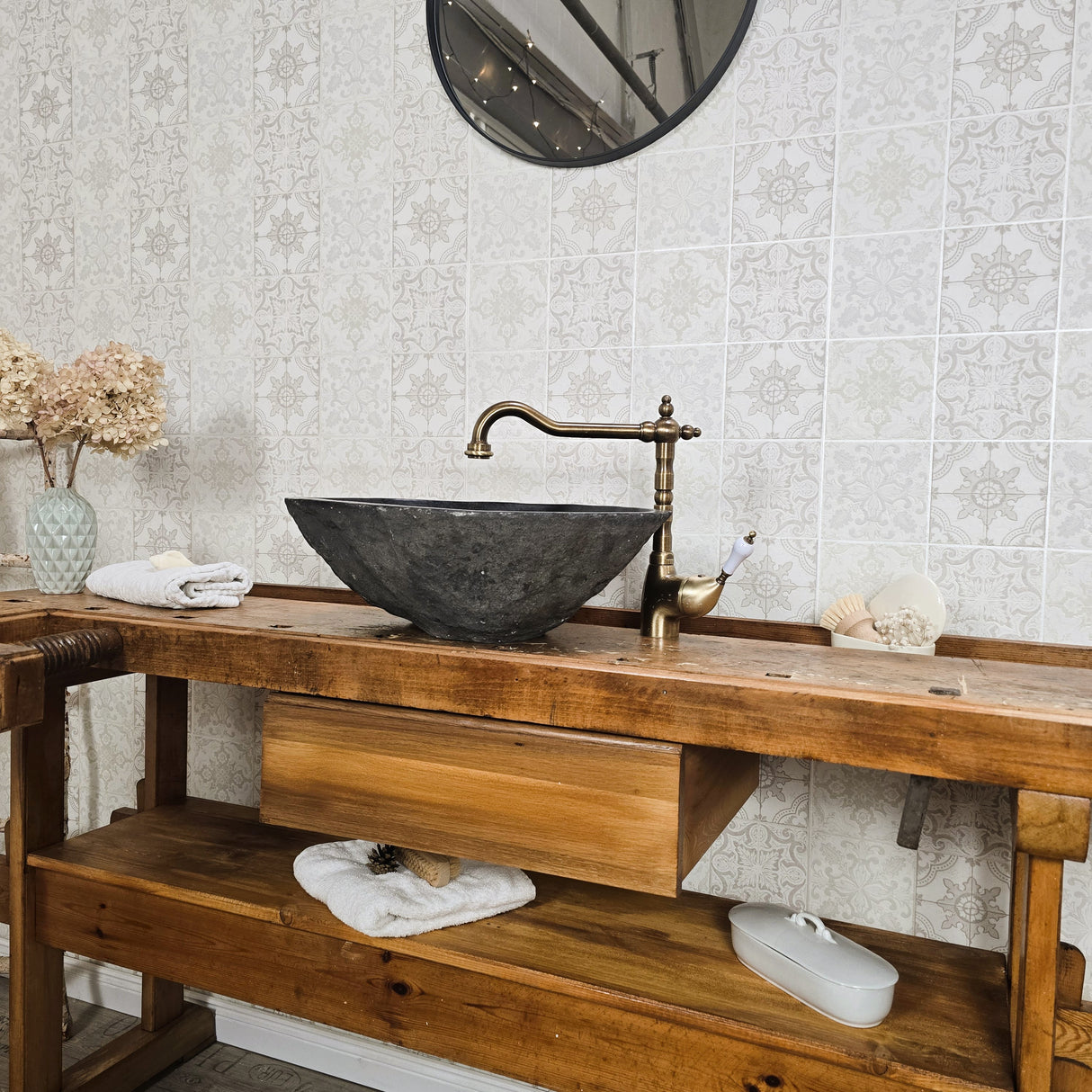 "Snorre" - Antiker Waschtisch aus massiver Werkbank 188 cm