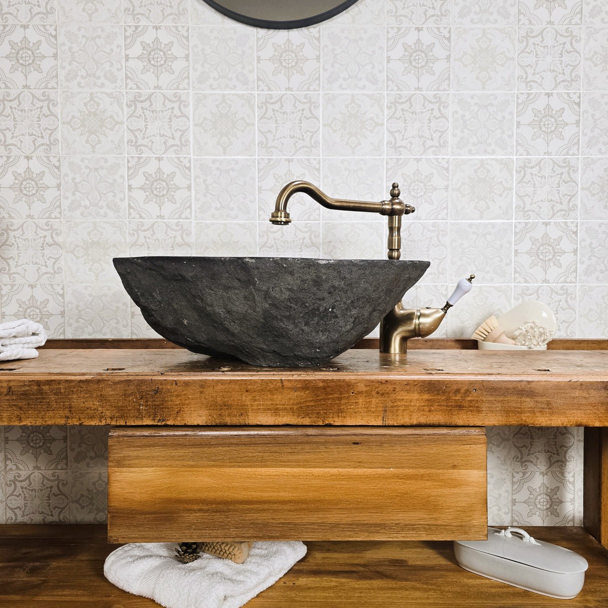 "Snorre" - Antiker Waschtisch aus massiver Werkbank 188 cm