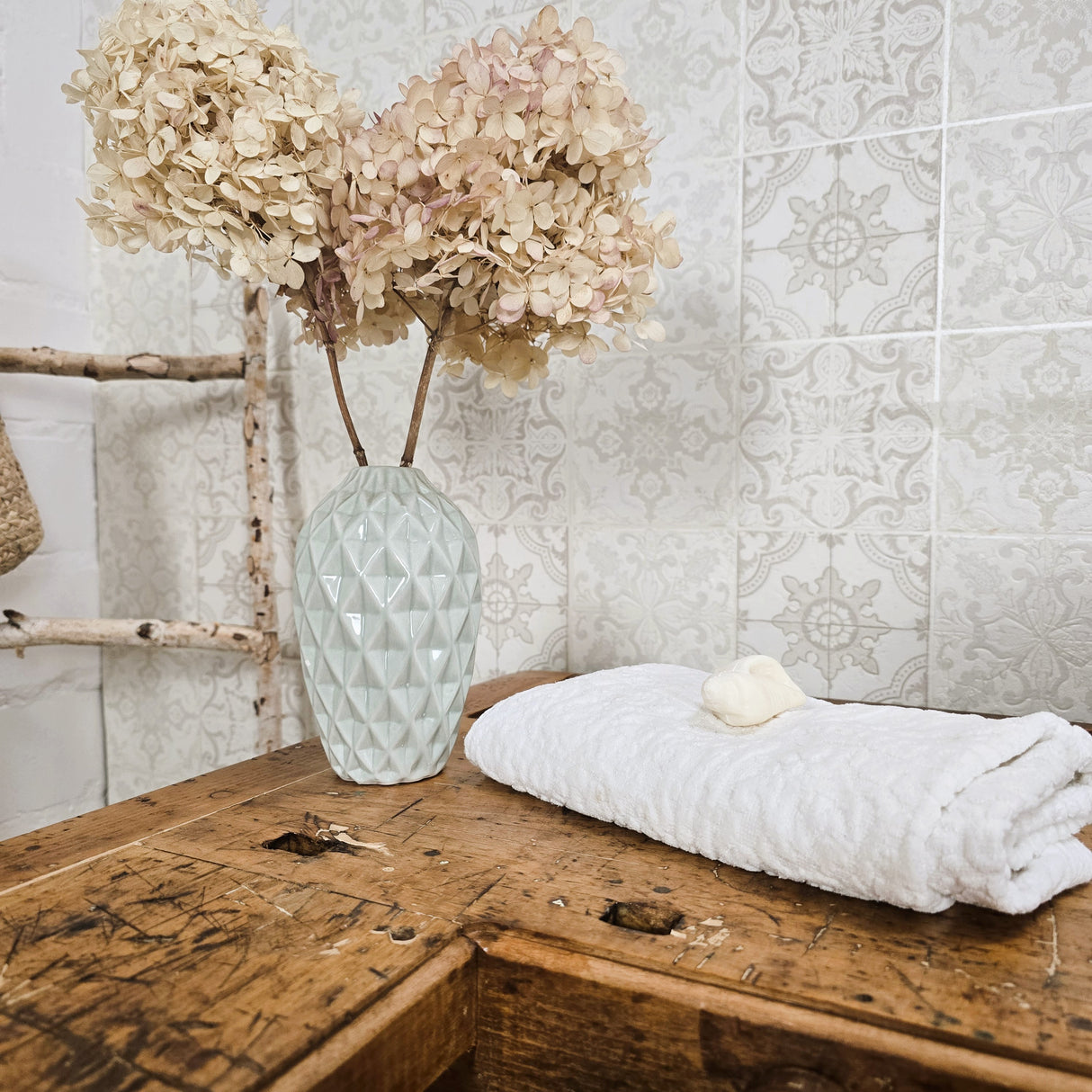 "Snorre" - Antiker Waschtisch aus massiver Werkbank 188 cm