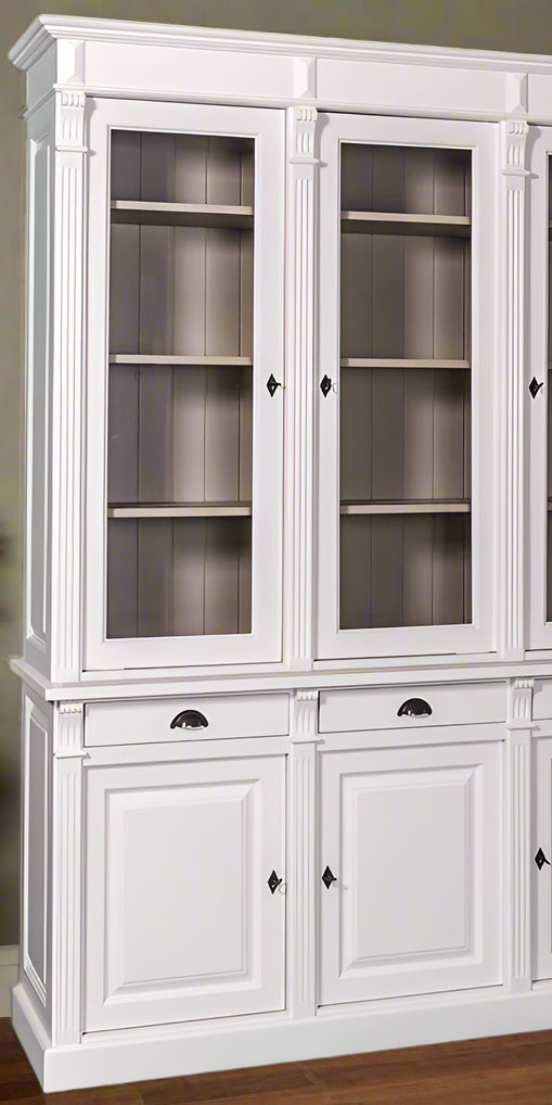 "Soissons" - Eleganter Landhaus- Esszimmerschrank im Gründerzeitstil