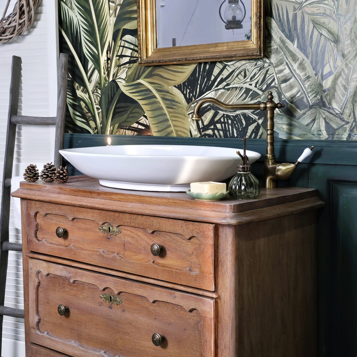 Spendenwaschtisch 2025 - Antiker Waschtisch 91 cm