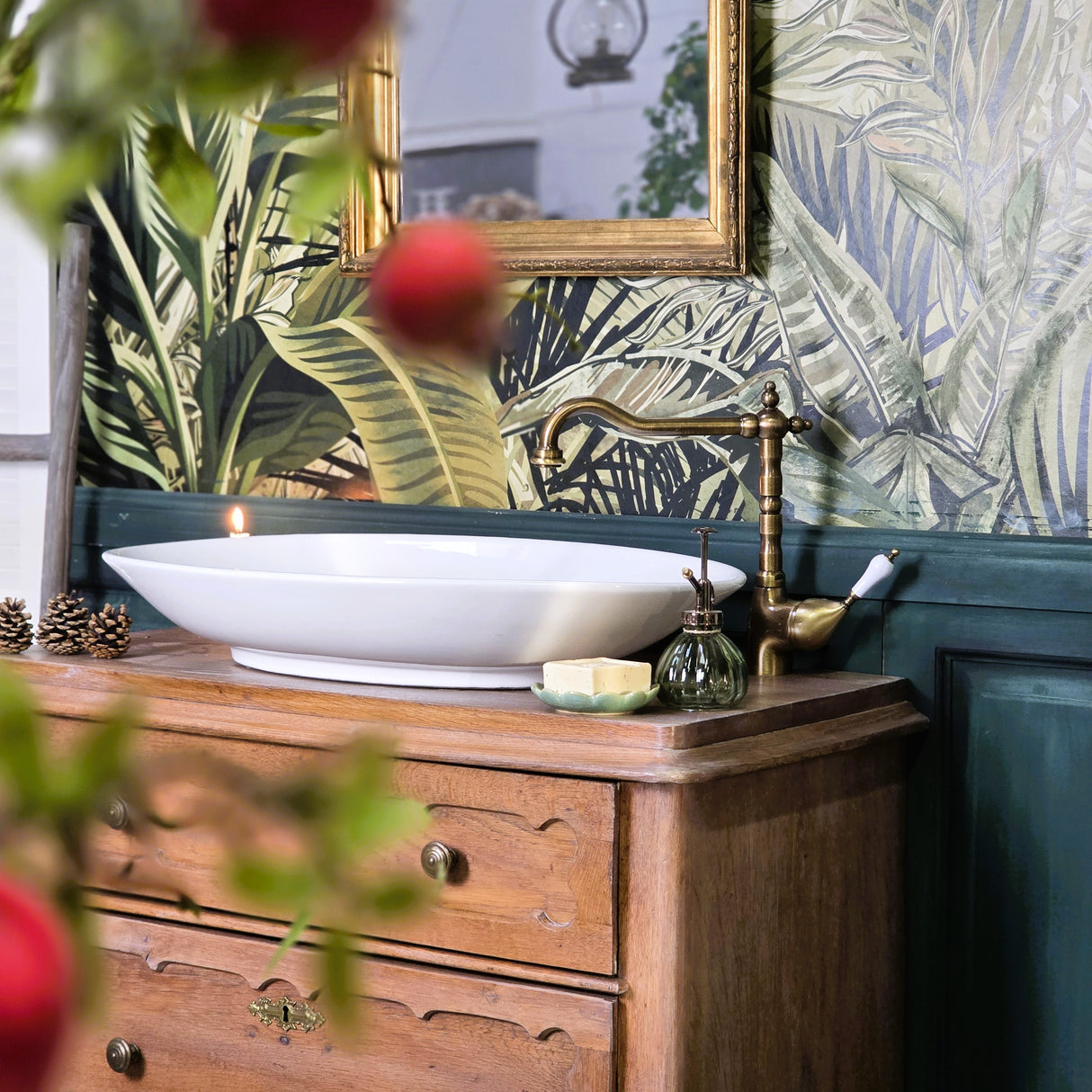 Spendenwaschtisch 2025 - Antiker Waschtisch 91 cm