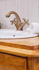 Amora bronze - Kreuzgriff-Armatur im Landhausstil inkl. Ablaufventil